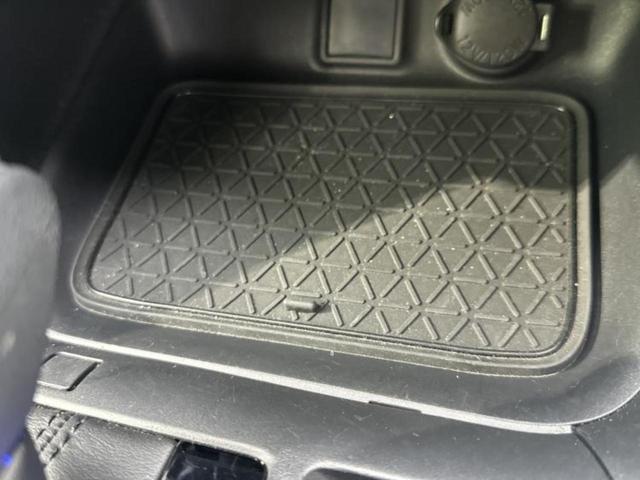 RAV4 X サンルーフ/TRDエアロ/社外 9インチ SDナビ/トヨタセーフティセンス/車線逸脱防止支援システム/ドライブレコーダー 前後/ヘッドランプ LED/Bluetooth接続/HDMI接続/ETC(34枚目)