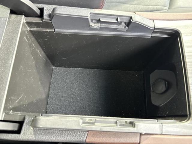 ハリアー Ｚ　新品タイヤ／パノラマルーフ／ＪＢＬ／ディスプレイオーディオ１２．３インチ／デジタルインナーミラー／トヨタセーフティセンス／パノラミックビューモニター／車線逸脱防止支援システム　サンルーフ　全周囲カメラ（33枚目）