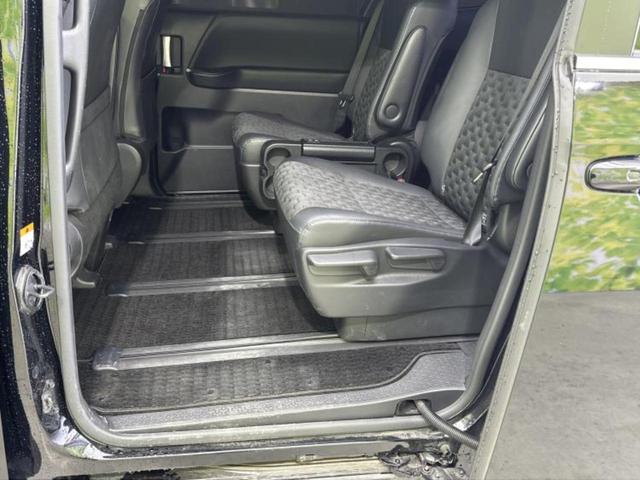ヴォクシー Ｓ－Ｚ　新品タイヤ／ディスプレイオーディオ１０．５インチ／フリップダウンモニター　純正　１４インチ／トヨタセーフティセンス／両側電動スライドドア／シートヒーター　前席／車線逸脱防止支援システム　バックカメラ（8枚目）