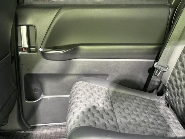 ヴォクシー Ｓ－Ｚ　新品タイヤ／ディスプレイオーディオ１０．５インチ／フリップダウンモニター　純正　１４インチ／トヨタセーフティセンス／両側電動スライドドア／シートヒーター　前席／車線逸脱防止支援システム　バックカメラ（22枚目）