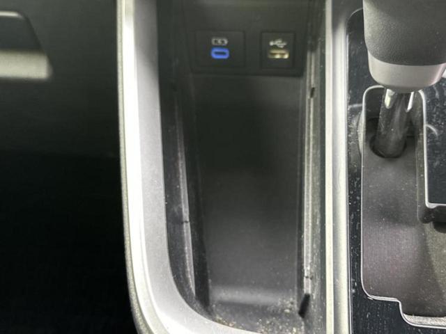 ヴォクシー Ｓ－Ｚ　新品タイヤ／ディスプレイオーディオ１０．５インチ／フリップダウンモニター　純正　１４インチ／トヨタセーフティセンス／両側電動スライドドア／シートヒーター　前席／車線逸脱防止支援システム　バックカメラ（38枚目）