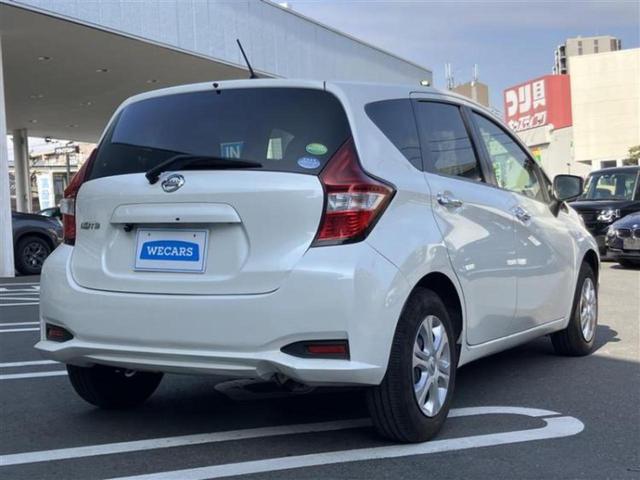 ノート Ｘ　新品タイヤ／社外　ＳＤナビ／エマージェンシーブレーキ／車線逸脱防止支援システム／Ｂｌｕｅｔｏｏｔｈ接続／ＥＢＤ付ＡＢＳ／横滑り防止装置／アイドリングストップ／バックモニター／フルセグＴＶ／ＤＶＤ（3枚目）