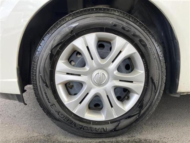 ノート Ｘ　新品タイヤ／社外　ＳＤナビ／エマージェンシーブレーキ／車線逸脱防止支援システム／Ｂｌｕｅｔｏｏｔｈ接続／ＥＢＤ付ＡＢＳ／横滑り防止装置／アイドリングストップ／バックモニター／フルセグＴＶ／ＤＶＤ（18枚目）