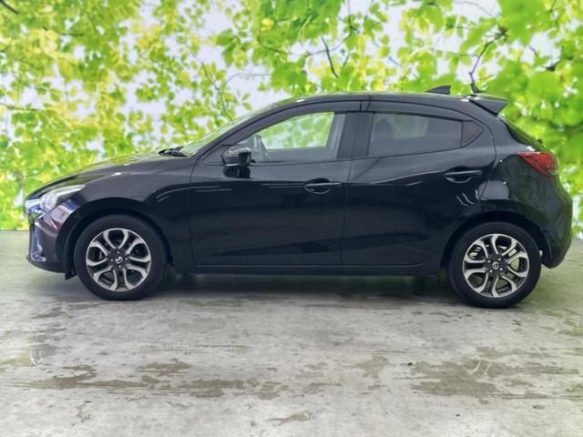 デミオ ＸＤツーリングＬパッケージ　新品タイヤ／保証書／純正　ＳＤナビ／衝突安全装置／ヘッドランプ　ＬＥＤ／Ｂｌｕｅｔｏｏｔｈ接続／ＥＢＤ付ＡＢＳ／横滑り防止装置／アイドリングストップ／クルーズコントロール／フルセグＴＶ／ＤＶＤ（2枚目）