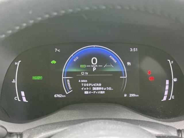 ヤリスクロス ハイブリッドＺ　保証書／ディスプレイオーディオ＋ナビ８インチ／トヨタセーフティセンス／シートヒーター　前席／パノラミックビューモニター／車線逸脱防止支援システム／シート　ハーフレザー／ヘッドランプ　ＬＥＤ　禁煙車（14枚目）