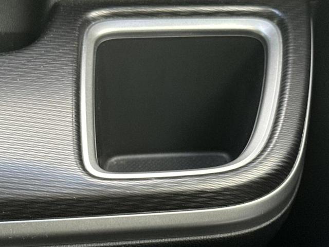 ステップワゴンスパーダ スパーダハイブリッドＧ・ＥＸホンダセンシング　純正　９インチ　ＳＤナビ／デジタルインナーミラー／ホンダセンシング／両側電動スライドドア／シートヒーター　前席／マルチビューカメラシステム／車線逸脱防止支援システム／シート　ハーフレザー　バックカメラ（44枚目）