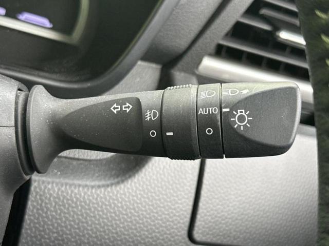 トール カスタムＧターボ　新品タイヤ／保証書／社外　９インチ　ＳＤナビ／スマートアシスト（トヨタ・ダイハツ）／両側電動スライドドア／シートヒーター　前席／ヘッドランプ　ＬＥＤ／Ｂｌｕｅｔｏｏｔｈ接続／ＥＴＣ　バックカメラ（14枚目）