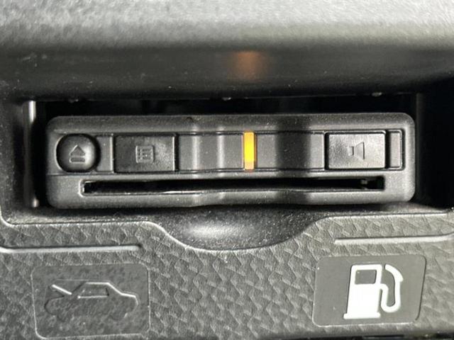 トール カスタムＧターボ　新品タイヤ／保証書／社外　９インチ　ＳＤナビ／スマートアシスト（トヨタ・ダイハツ）／両側電動スライドドア／シートヒーター　前席／ヘッドランプ　ＬＥＤ／Ｂｌｕｅｔｏｏｔｈ接続／ＥＴＣ　バックカメラ（17枚目）