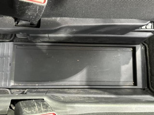 トール カスタムＧターボ　新品タイヤ／保証書／社外　９インチ　ＳＤナビ／スマートアシスト（トヨタ・ダイハツ）／両側電動スライドドア／シートヒーター　前席／ヘッドランプ　ＬＥＤ／Ｂｌｕｅｔｏｏｔｈ接続／ＥＴＣ　バックカメラ（31枚目）