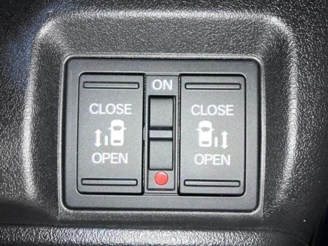 Ｎ－ＢＯＸカスタム ターボ　保証書／純正　９インチ　ＳＤナビ／ホンダセンシング／両側電動スライドドア／シートヒーター／マルチビューカメラシステム／車線逸脱防止支援システム／シート　ハーフレザー／ドライブレコーダー　純正　ドラレコ（13枚目）