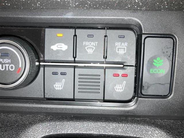 Ｎ－ＢＯＸカスタム ターボ　保証書／純正　９インチ　ＳＤナビ／ホンダセンシング／両側電動スライドドア／シートヒーター／マルチビューカメラシステム／車線逸脱防止支援システム／シート　ハーフレザー／ドライブレコーダー　純正　ドラレコ（14枚目）