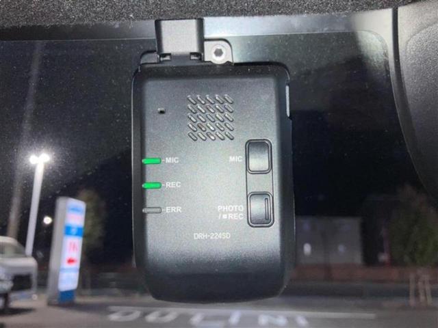 Ｎ－ＢＯＸカスタム ターボ　保証書／純正　９インチ　ＳＤナビ／ホンダセンシング／両側電動スライドドア／シートヒーター／マルチビューカメラシステム／車線逸脱防止支援システム／シート　ハーフレザー／ドライブレコーダー　純正　ドラレコ（16枚目）