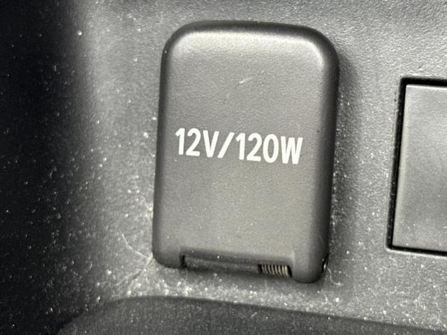 プリウス Ｓツーリングセレクション　新品タイヤ／保証書／社外　ＳＤナビ／トヨタセーフティセンス／シートヒーター　前席／車線逸脱防止支援システム／シート　合皮／ヘッドランプ　ＬＥＤ／Ｂｌｕｅｔｏｏｔｈ接続／ＥＴＣ／ＥＢＤ付ＡＢＳ（33枚目）