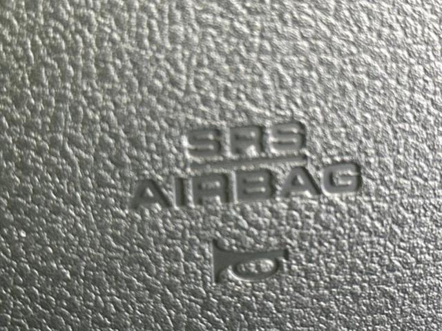 プリウス Ｓツーリングセレクション　新品タイヤ／保証書／社外　ＳＤナビ／トヨタセーフティセンス／シートヒーター　前席／車線逸脱防止支援システム／シート　合皮／ヘッドランプ　ＬＥＤ／Ｂｌｕｅｔｏｏｔｈ接続／ＥＴＣ／ＥＢＤ付ＡＢＳ（38枚目）