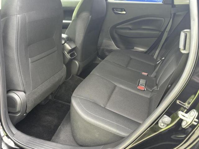 ノート Ｘ　純正　９インチ　メモリーナビ／エマージェンシーブレーキ／車線逸脱防止支援システム／ヘッドランプ　ＬＥＤ／Ｂｌｕｅｔｏｏｔｈ接続／ＥＢＤ付ＡＢＳ／横滑り防止装置／アイドリングストップ／フルセグＴＶ（7枚目）