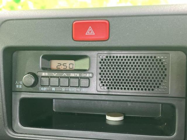 ハイゼットトラック ４ＷＤスタンダード　新品タイヤ／保証書／ヘッドランプ　ＨＩＤ／ＡＢＳ／エアバッグ　運転席／エアバッグ　助手席／アルミホイール　社外　１２インチ／パワーステアリング／マニュアルエアコン／ユーザー買取車　４ＷＤ（9枚目）