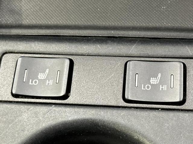 プリウス Ｓツーリングセレクション　新品タイヤ／モデリスタエアロ／保証書／純正　９インチ　ＳＤナビ／トヨタセーフティセンス／シートヒーター／車線逸脱防止支援システム／シート　合皮／ヘッドランプ　ＬＥＤ／Ｂｌｕｅｔｏｏｔｈ接続／ＥＴＣ（27枚目）