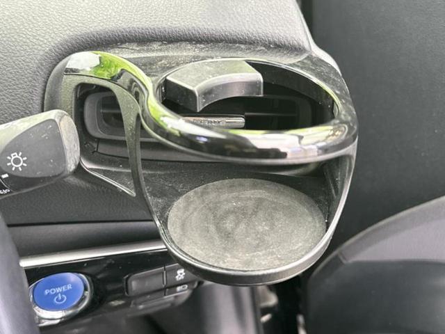 プリウス Ｓツーリングセレクション　新品タイヤ／モデリスタエアロ／保証書／純正　９インチ　ＳＤナビ／トヨタセーフティセンス／シートヒーター／車線逸脱防止支援システム／シート　合皮／ヘッドランプ　ＬＥＤ／Ｂｌｕｅｔｏｏｔｈ接続／ＥＴＣ（36枚目）