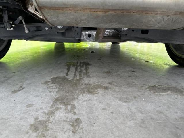 プリウス Ｓツーリングセレクション　新品タイヤ／モデリスタエアロ／保証書／純正　９インチ　ＳＤナビ／トヨタセーフティセンス／シートヒーター／車線逸脱防止支援システム／シート　合皮／ヘッドランプ　ＬＥＤ／Ｂｌｕｅｔｏｏｔｈ接続／ＥＴＣ（44枚目）