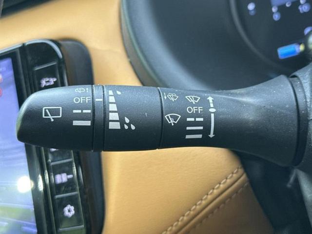 キックス Ｘツートーンインテリアエディション　新品タイヤ／保証書／純正　９インチ　ＳＤナビ／インテリジェントルームミラー／エマージェンシーブレーキ／シートヒーター　前席／アラウンドビューモニター／車線逸脱防止支援システム／シート　合皮　ＤＶＤ再生（17枚目）