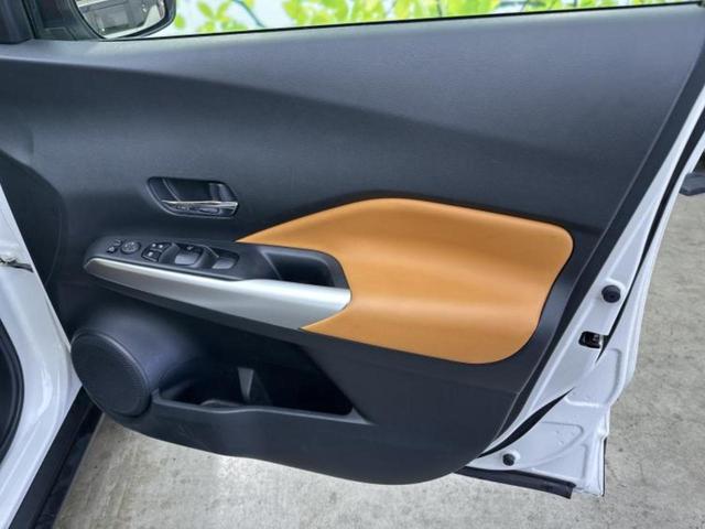 キックス Ｘツートーンインテリアエディション　新品タイヤ／保証書／純正　９インチ　ＳＤナビ／インテリジェントルームミラー／エマージェンシーブレーキ／シートヒーター　前席／アラウンドビューモニター／車線逸脱防止支援システム／シート　合皮　ＤＶＤ再生（22枚目）