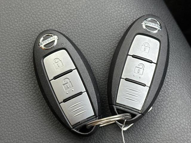 キックス Ｘツートーンインテリアエディション　新品タイヤ／保証書／純正　９インチ　ＳＤナビ／インテリジェントルームミラー／エマージェンシーブレーキ／シートヒーター　前席／アラウンドビューモニター／車線逸脱防止支援システム／シート　合皮　ＤＶＤ再生（41枚目）