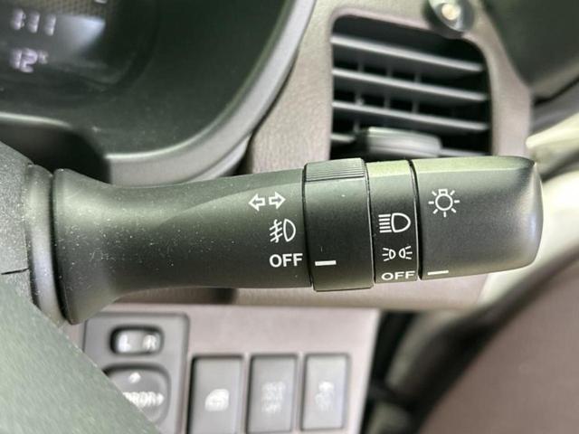 �ԑI�тɂ͂��Y�݂������̂ł��I��̓I�ȍw���܂ł͌������Ă��Ȃ����ǎԂ͋C�ɂȂ�Ƃ������q�l���劽�}�ł��I���񒆌Îԍw���̑����̂���`���������Ă��������I