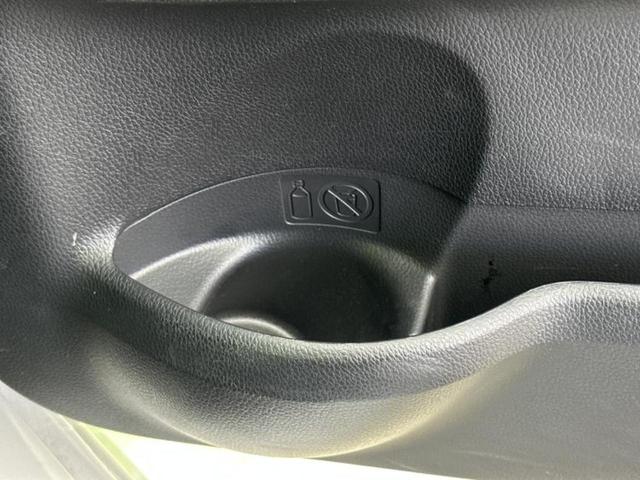 デイズ ハイウェイスターＧターボ　新品タイヤ／純正　ＳＤナビ／衝突安全装置／アラウンドビューモニター／ヘッドランプ　ＨＩＤ／Ｂｌｕｅｔｏｏｔｈ接続／ＥＴＣ／ＥＢＤ付ＡＢＳ／横滑り防止装置／アイドリングストップ／クルーズコントロール（39枚目）