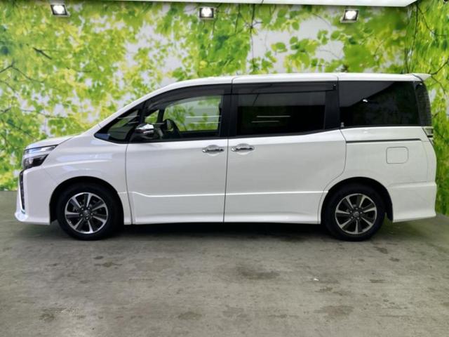 ヴォクシー ZSキラメキ 純正 9インチ SDナビ/フリップダウンモニター 純正 12.1インチ/トヨタセーフティセンス/両側電動スライドドア/車線逸脱防止支援システム/ヘッドランプ LED/Bluetooth接続 DVD再生(2枚目)