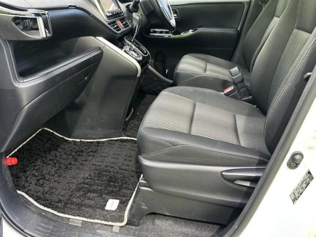 ヴォクシー ZSキラメキ 純正 9インチ SDナビ/フリップダウンモニター 純正 12.1インチ/トヨタセーフティセンス/両側電動スライドドア/車線逸脱防止支援システム/ヘッドランプ LED/Bluetooth接続 DVD再生(7枚目)