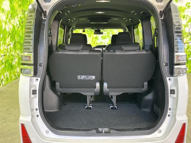 ヴォクシー ZSキラメキ 純正 9インチ SDナビ/フリップダウンモニター 純正 12.1インチ/トヨタセーフティセンス/両側電動スライドドア/車線逸脱防止支援システム/ヘッドランプ LED/Bluetooth接続 DVD再生(20枚目)