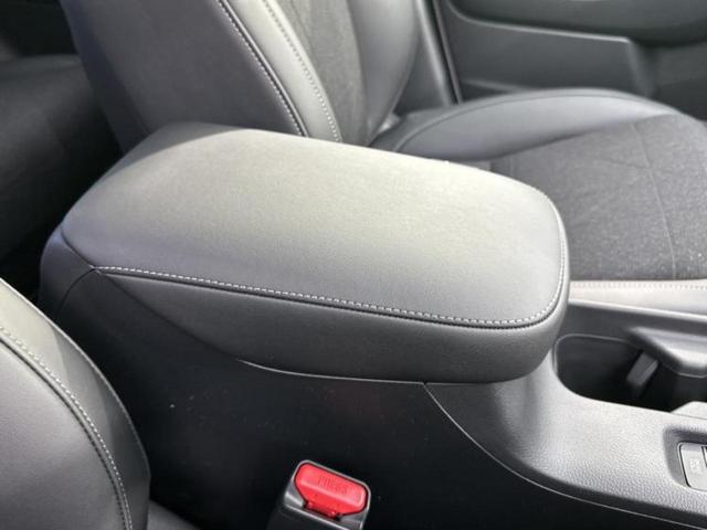 ヴェゼル ｅＨＥＶ　Ｚ　純正　９インチ　ナビ／ホンダセンシング／シートヒーター　前席／車線逸脱防止支援システム／シート　ハーフレザー／電動バックドア／登録済未使用車／ヘッドランプ　ＬＥＤ／Ｂｌｕｅｔｏｏｔｈ接続　バックカメラ（29枚目）