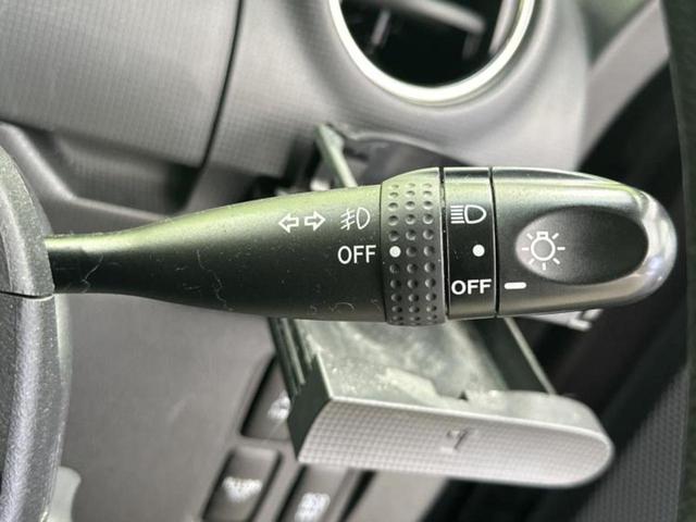 タント カスタムRS 新品タイヤ/社外 9インチ SDナビ/電動スライドドア/ヘッドランプ HID/Bluetooth接続/EBD付ABS/アイドリングストップ/バックモニター/フルセグTV/エアバッグ 運転席(16枚目)