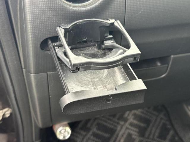 タント カスタムRS 新品タイヤ/社外 9インチ SDナビ/電動スライドドア/ヘッドランプ HID/Bluetooth接続/EBD付ABS/アイドリングストップ/バックモニター/フルセグTV/エアバッグ 運転席(40枚目)