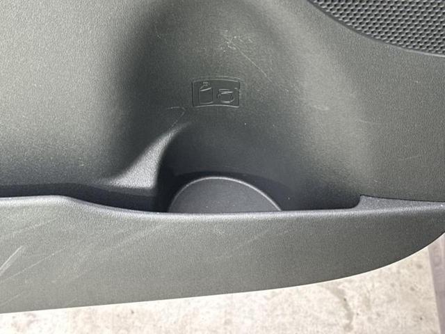 タント カスタムRS 新品タイヤ/社外 9インチ SDナビ/電動スライドドア/ヘッドランプ HID/Bluetooth接続/EBD付ABS/アイドリングストップ/バックモニター/フルセグTV/エアバッグ 運転席(41枚目)