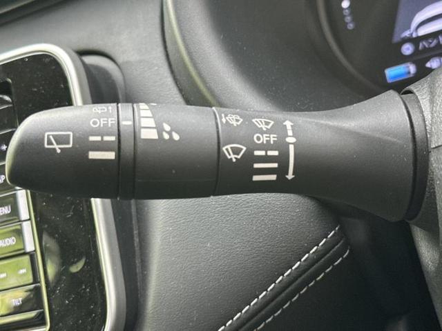 キックス Ｘ　新品タイヤ／保証書／社外　ＳＤナビ／インテリジェントルームミラー／衝突安全装置／アラウンドビューモニター／車線逸脱防止支援システム／シート　ハーフレザー／ドライブレコーダー　前後　衝突被害軽減システム（17枚目）