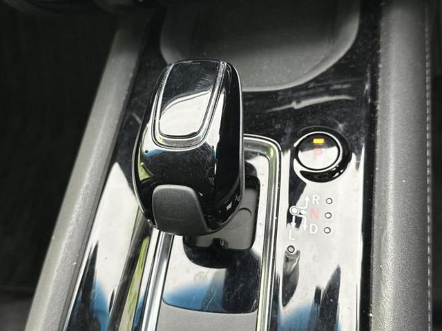 ヴェゼル ハイブリッドZ・ホンダセンシング 新品タイヤ/純正 SDナビ/ホンダセンシング/シートヒーター 前席/車線逸脱防止支援システム/シート ハーフレザー/ドライブレコーダー 前後/ヘッドランプ LED/USBジャック 衝突被害軽減システム(18枚目)