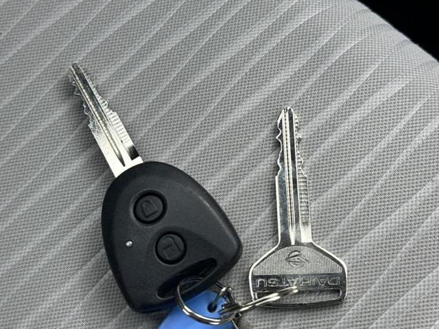 ミライース Ｌ　ＳＡ３　新品タイヤ／保証書／スマートアシスト（トヨタ・ダイハツ）／ＥＢＤ付ＡＢＳ／横滑り防止装置／アイドリングストップ／衝突安全ボディ／オートライト／オートハイビーム／マニュアルエアコン／取扱説明書（30枚目）