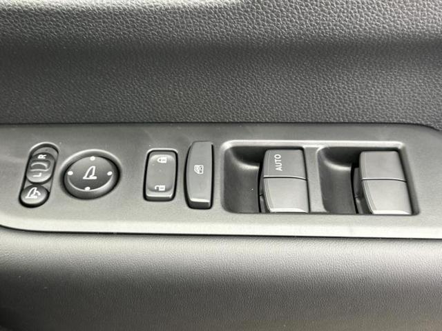 フリード ｅＨＥＶエアーＥＸ　純正　１１インチ　ナビ／ホンダセンシング／両側電動スライドドア／シートヒーター　前席／車線逸脱防止支援システム／シート　ハーフレザー／登録済未使用車／ヘッドランプ　ＬＥＤ／Ｂｌｕｅｔｏｏｔｈ接続（30枚目）