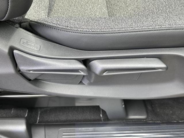 フリード ｅＨＥＶエアーＥＸ　純正　１１インチ　ナビ／ホンダセンシング／両側電動スライドドア／シートヒーター　前席／車線逸脱防止支援システム／シート　ハーフレザー／登録済未使用車／ヘッドランプ　ＬＥＤ／Ｂｌｕｅｔｏｏｔｈ接続（43枚目）