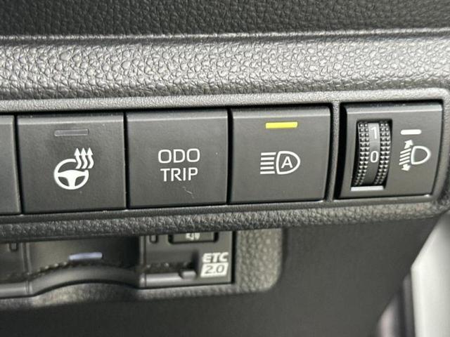 カローラツーリング ハイブリッドダブルバイビー　新品タイヤ／保証書／ディスプレイオーディオ＋ナビ１０インチ／トヨタセーフティセンス／シートヒーター　前席／車線逸脱防止支援システム／シート　ハーフレザー／ヘッドランプ　ＬＥＤ　衝突被害軽減システム（27枚目）