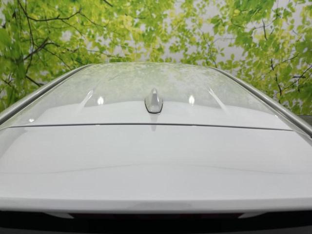 カローラツーリング ハイブリッドダブルバイビー　新品タイヤ／保証書／ディスプレイオーディオ＋ナビ１０インチ／トヨタセーフティセンス／シートヒーター　前席／車線逸脱防止支援システム／シート　ハーフレザー／ヘッドランプ　ＬＥＤ　衝突被害軽減システム（46枚目）