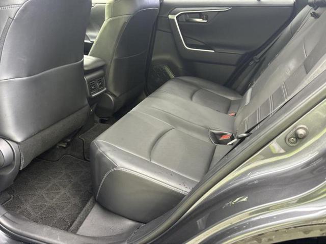 RAV4 4WD G 新品タイヤ/サンルーフ/モデリスタエアロ/保証書/純正 9インチ SDナビ/トヨタセーフティセンス/シートヒーター 前席/車線逸脱防止支援システム/シート フルレザー/電動バックドア 革シート 4WD(7枚目)