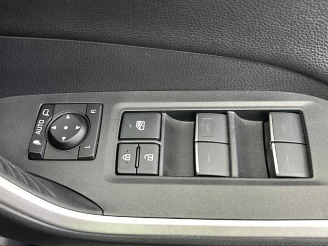 RAV4 4WD G 新品タイヤ/サンルーフ/モデリスタエアロ/保証書/純正 9インチ SDナビ/トヨタセーフティセンス/シートヒーター 前席/車線逸脱防止支援システム/シート フルレザー/電動バックドア 革シート 4WD(28枚目)