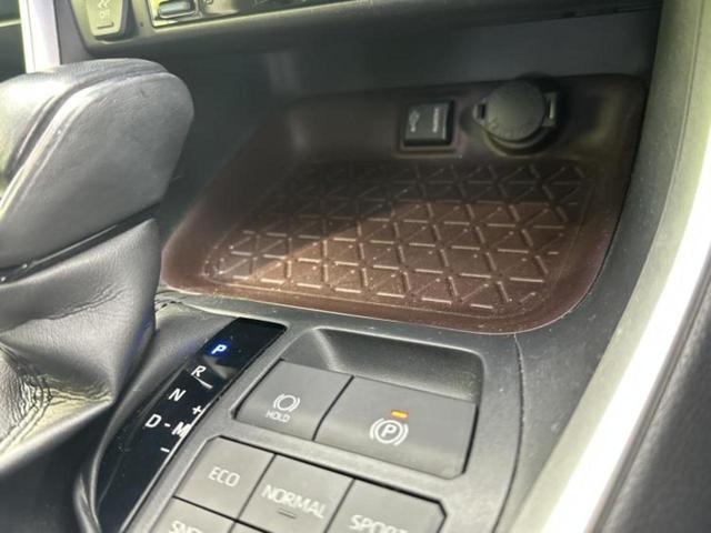 RAV4 4WD G 新品タイヤ/サンルーフ/モデリスタエアロ/保証書/純正 9インチ SDナビ/トヨタセーフティセンス/シートヒーター 前席/車線逸脱防止支援システム/シート フルレザー/電動バックドア 革シート 4WD(37枚目)