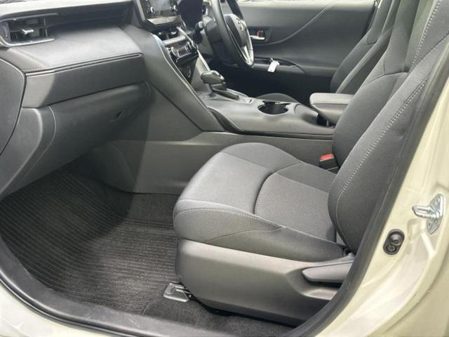 ハリアー Ｓ　新品タイヤ／保証書／ディスプレイオーディオ＋ナビ８インチ／衝突安全装置／車線逸脱防止支援システム／ヘッドランプ　ＬＥＤ／Ｂｌｕｅｔｏｏｔｈ接続／ＥＴＣ／ＥＢＤ付ＡＢＳ／横滑り防止装置　バックカメラ（6枚目）