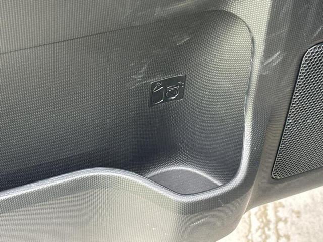 タフト Ｘ　スマートアシスト（トヨタ・ダイハツ）／車線逸脱防止支援システム／ヘッドランプ　ＬＥＤ／ＥＢＤ付ＡＢＳ／横滑り防止装置／アイドリングストップ／衝突安全ボディ／エンジンスタートボタン／オートライト（41枚目）