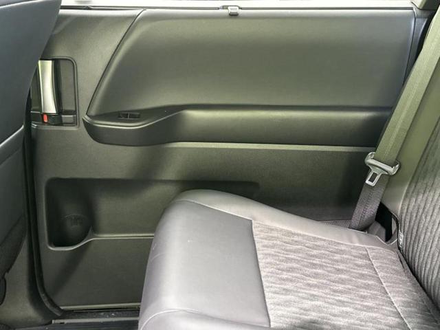 ノア ハイブリッドＳ－Ｚ　保証書／ディスプレイオーディオ＋ナビ１０．５インチ／フリップダウンモニター　純正　１３．２インチ／トヨタセーフティセンス／両側電動スライドドア／シートヒーター／車線逸脱防止支援システム　バックカメラ（22枚目）