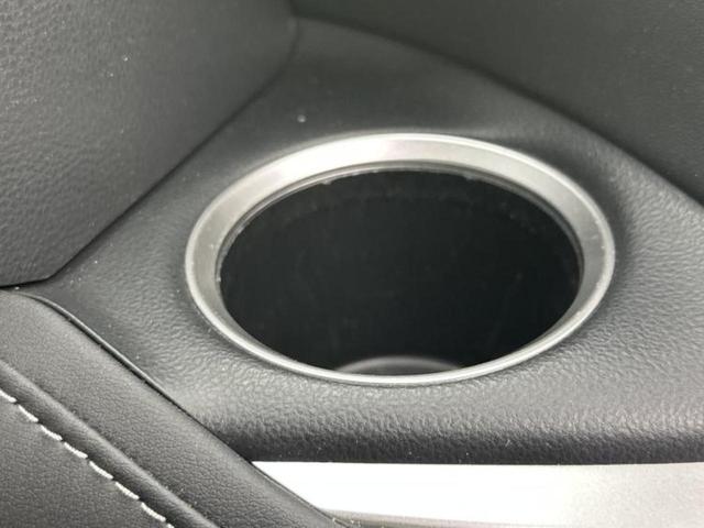 ノア ハイブリッドＳ－Ｚ　保証書／ディスプレイオーディオ＋ナビ１０．５インチ／フリップダウンモニター　純正　１３．２インチ／トヨタセーフティセンス／両側電動スライドドア／シートヒーター／車線逸脱防止支援システム　バックカメラ（38枚目）