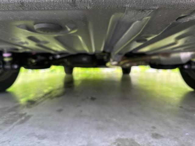 ノア ハイブリッドＳ－Ｚ　保証書／ディスプレイオーディオ＋ナビ１０．５インチ／フリップダウンモニター　純正　１３．２インチ／トヨタセーフティセンス／両側電動スライドドア／シートヒーター／車線逸脱防止支援システム　バックカメラ（47枚目）